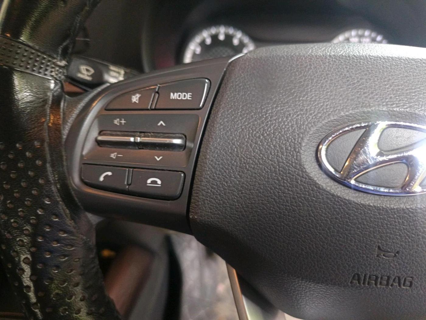 2022 Hyundai AURA S 1.2 CNG, CNG, Manual, 33,168 km, interior