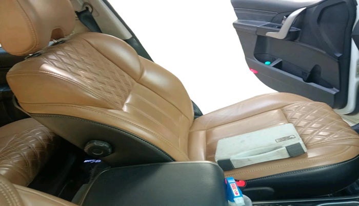 2019 Mahindra XUV500 W11 AT, Diesel, Automatic, 62,350 km, interior