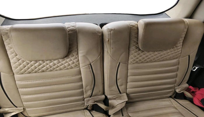2019 Mahindra XUV500 W7, Diesel, Manual, 99,302 km, interior