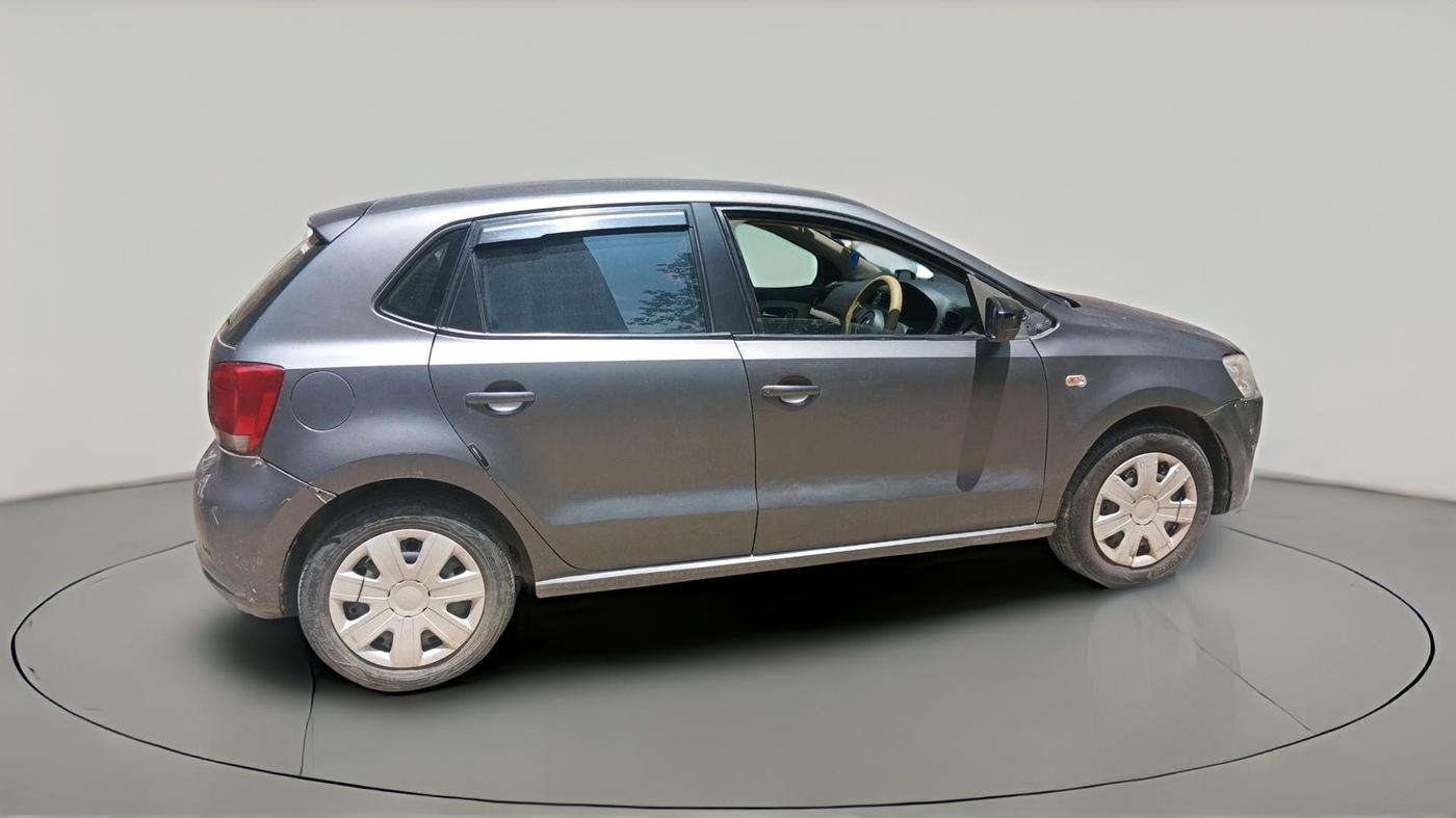 2013 Volkswagen Polo COMFORTLINE 1.2L PETROL, CNG, Manual, 1,02,216 km, exterior