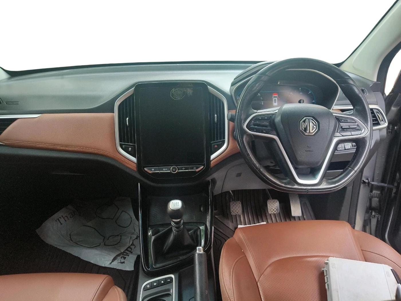 2022 MG HECTOR PLUS SHARP 1.5 PETROL TURBO HYBRID MT 6-STR, Petrol, Manual, 90,516 km, interior