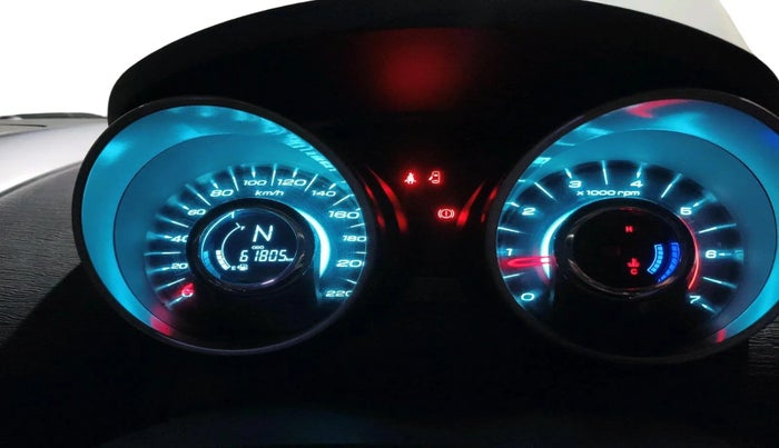 2019 Mahindra XUV500 W7, Diesel, Manual, 61,805 km, interior