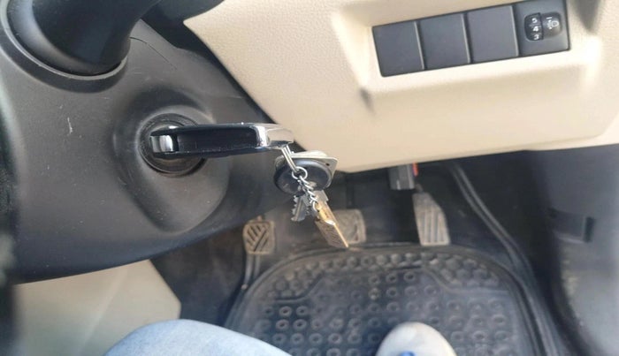 2019 Maruti New Wagon-R LXI 1.0, Petrol, Manual, 35,244 km, interior