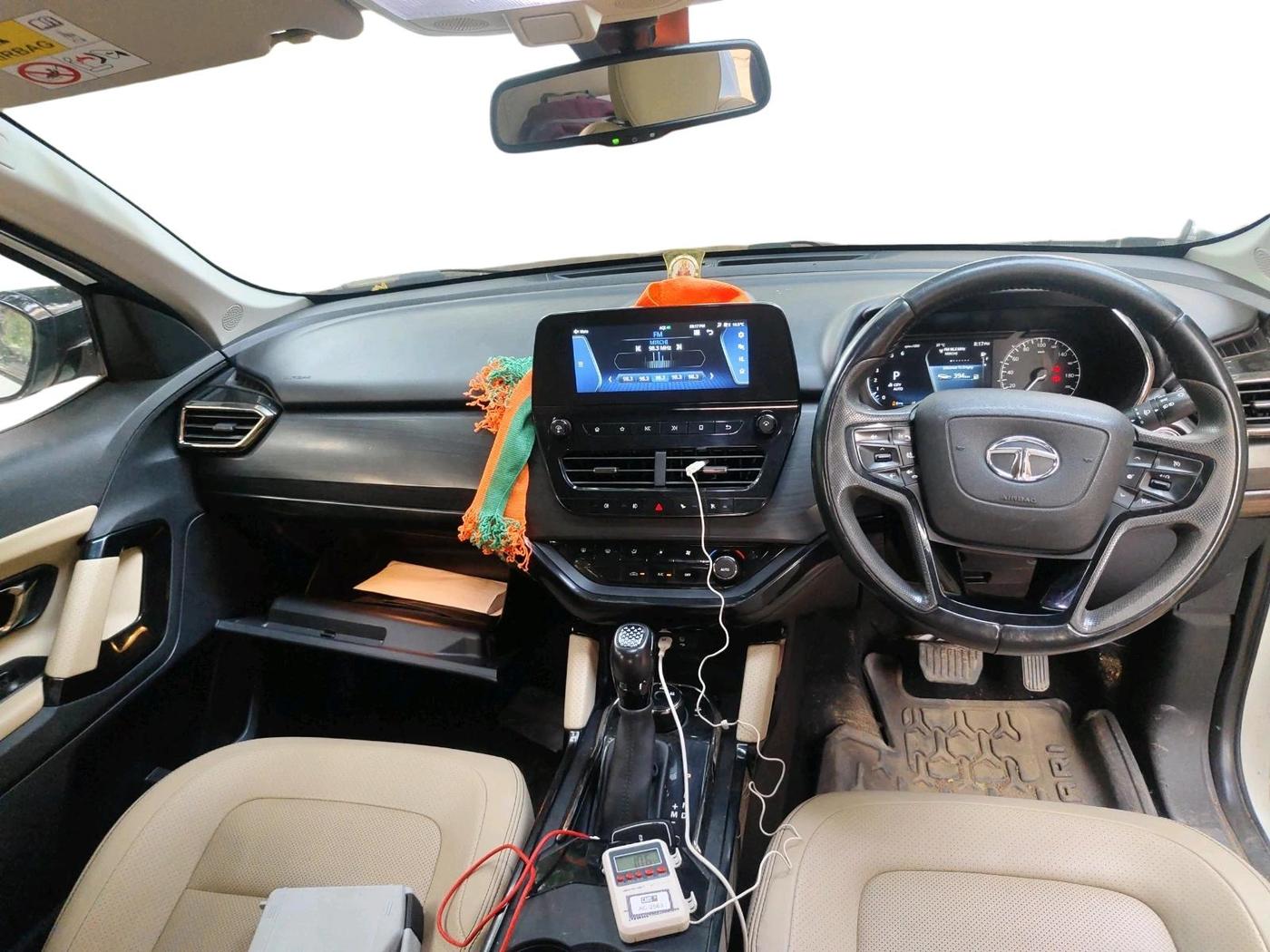 2022 Tata Safari XZA PLUS, Diesel, Automatic, 43,971 km, interior