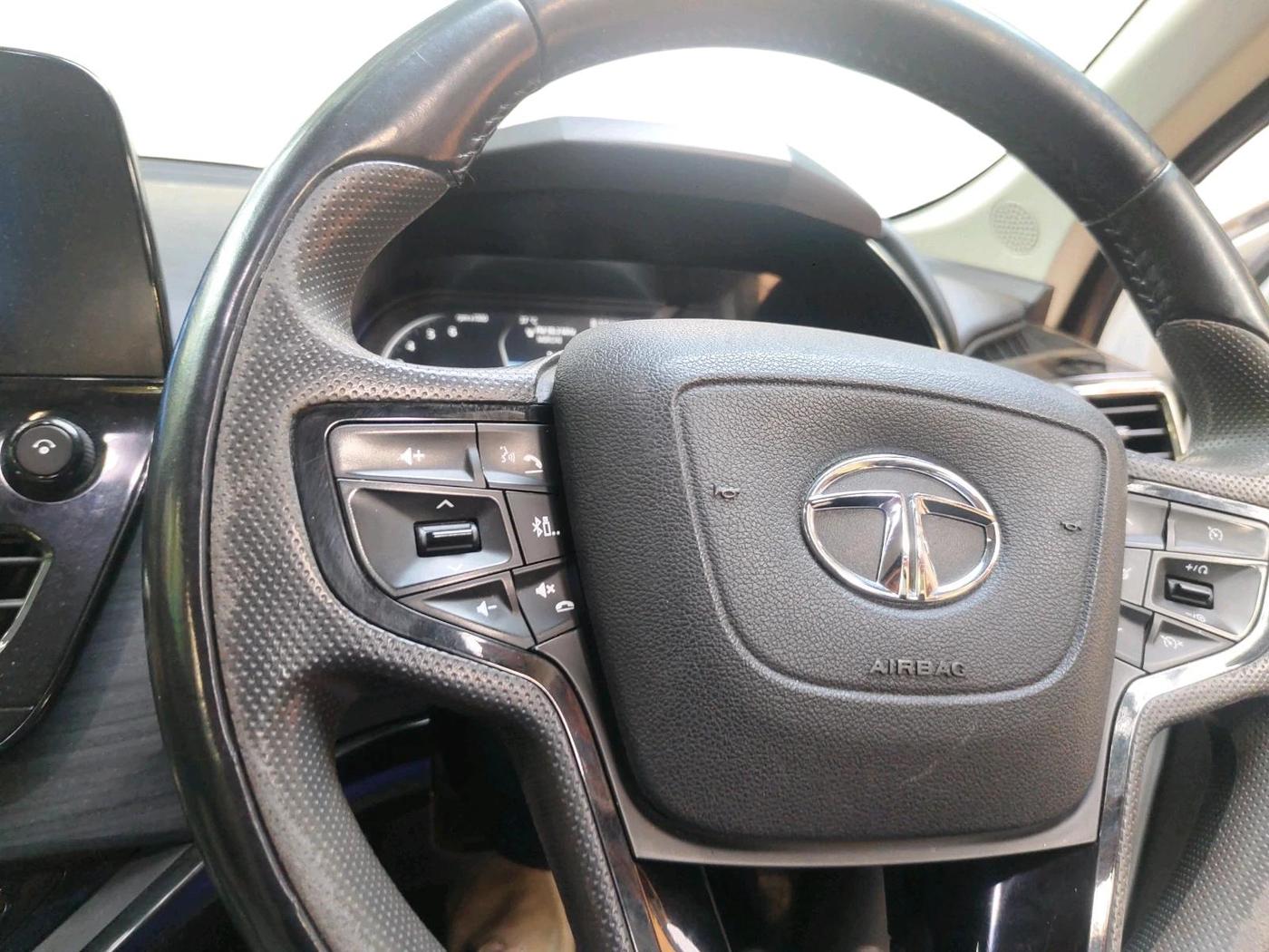 2022 Tata Safari XZA PLUS, Diesel, Automatic, 43,971 km, interior