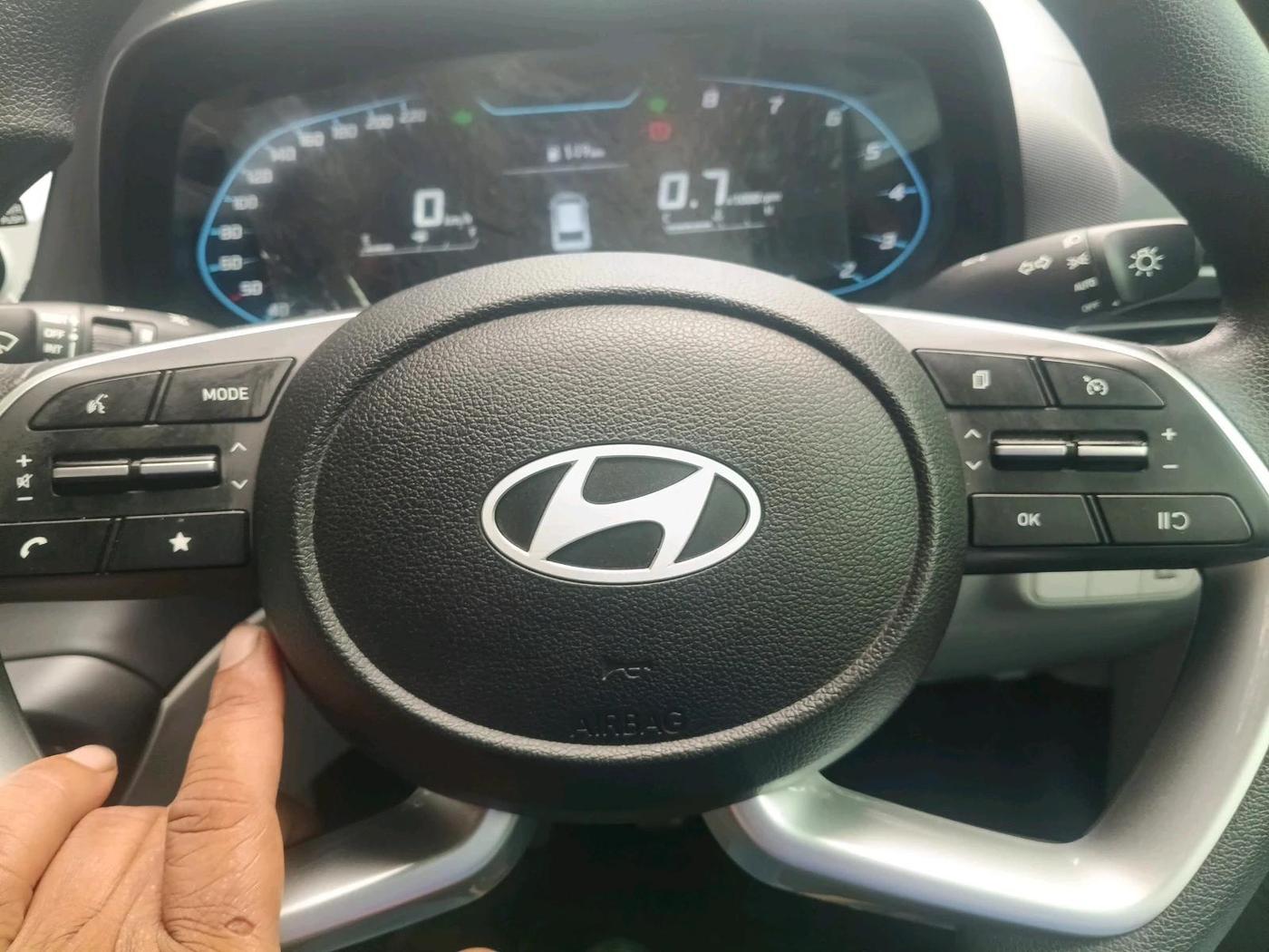 2026 Hyundai NEW I20 SPORTZ 1.2 MT, Petrol, Manual, 5,301 km, interior