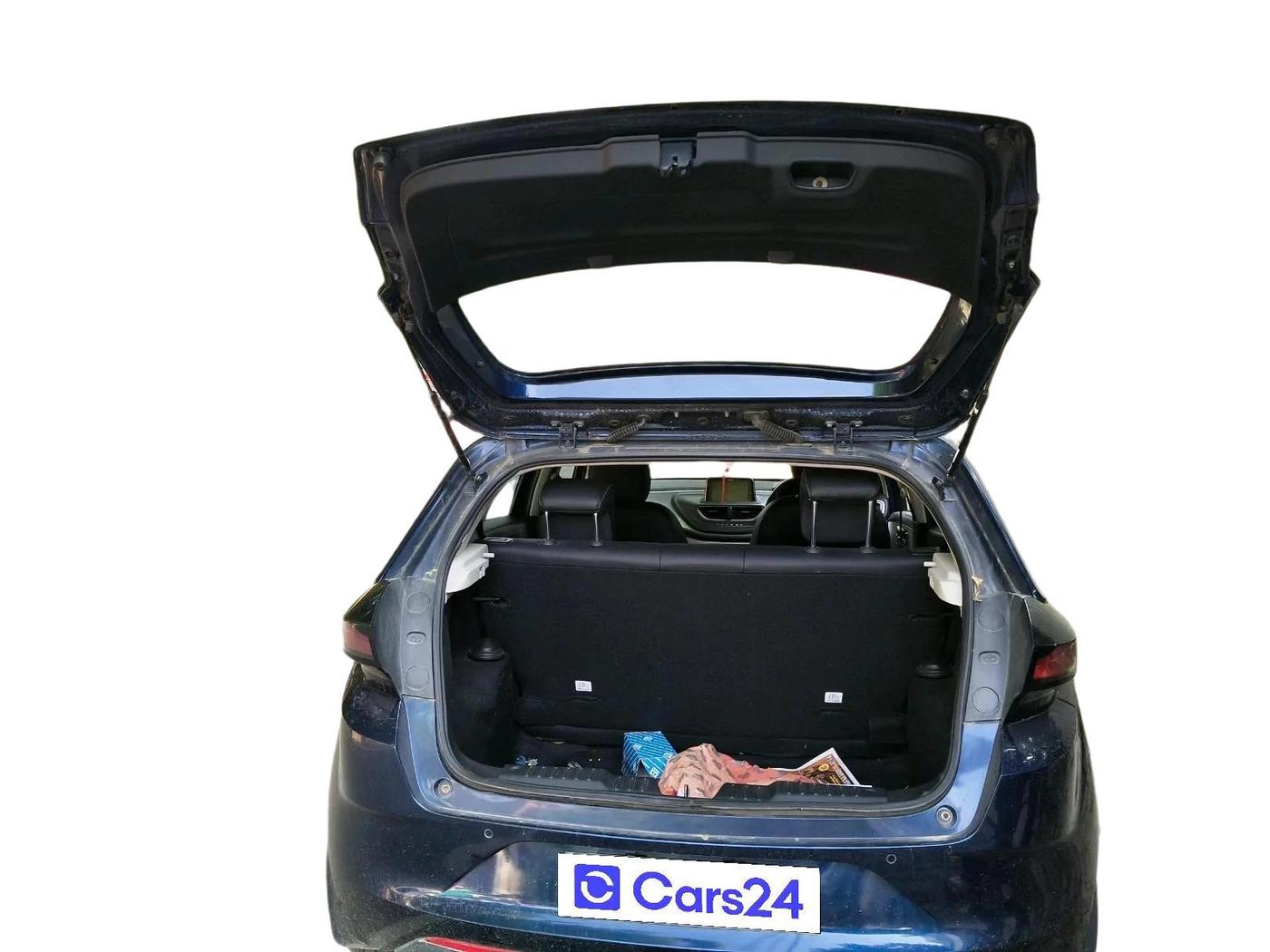 2022 Tata ALTROZ XZA PLUS, Petrol, Automatic, 28,901 km, exterior