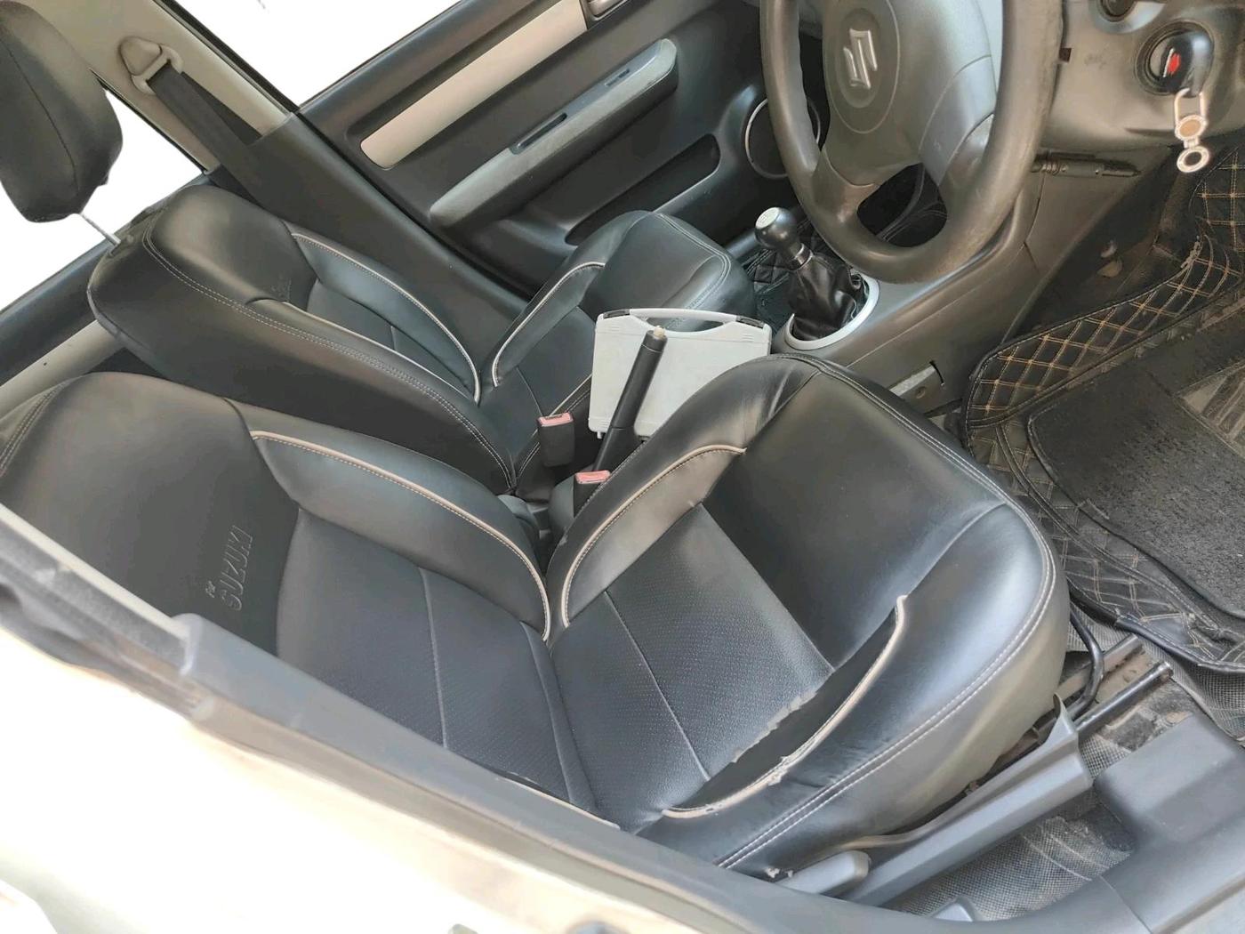 2011 Maruti Swift Dzire VXI, CNG, Manual, 1,23,324 km, interior