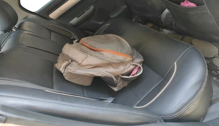 2011 Maruti Swift Dzire VXI, CNG, Manual, 1,23,324 km, interior