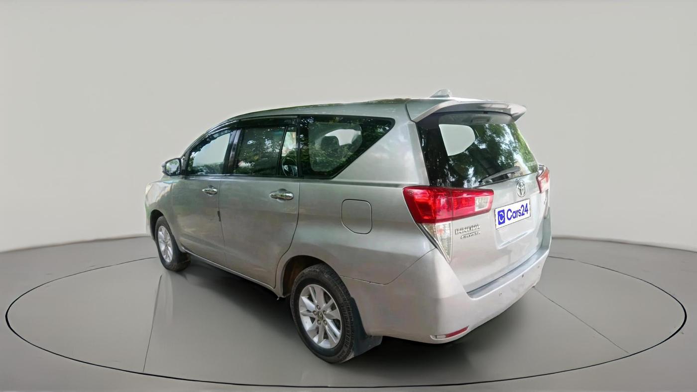 2017 Toyota Innova Crysta 2.8 GX AT 7 STR, Diesel, Automatic, 3,33,898 km, exterior