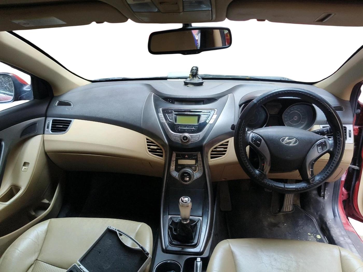 2014 Hyundai New Elantra 1.8 S VTVT, Petrol, Manual, 80,581 km, interior