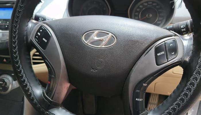 2014 Hyundai New Elantra 1.8 S VTVT, Petrol, Manual, 80,581 km, interior