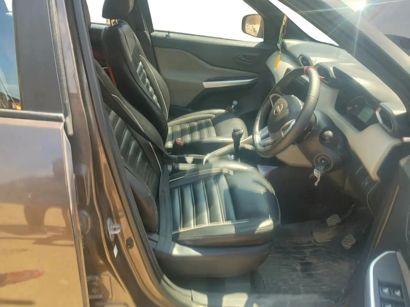 2022 Nissan MAGNITE XE, Petrol, Manual, 23,995 km, interior