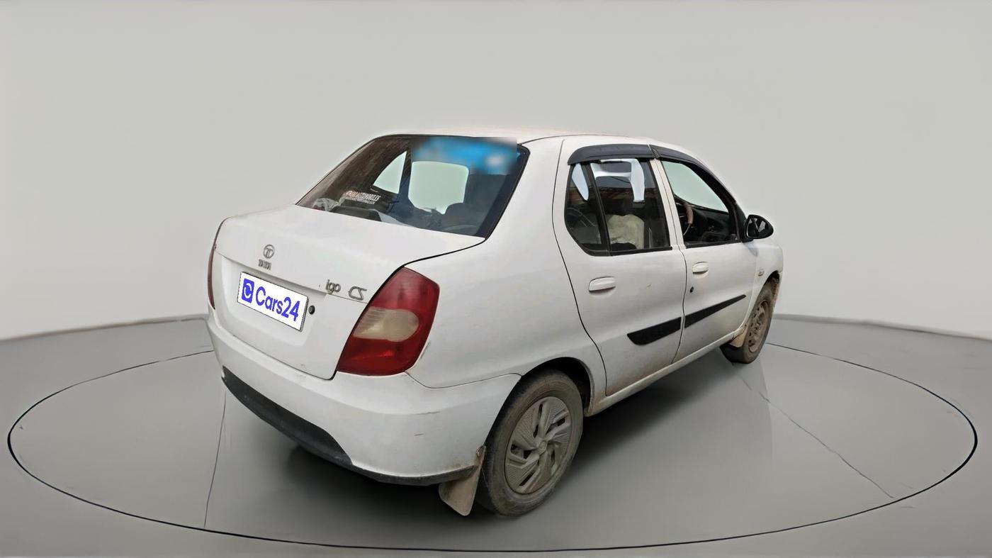 2017 Tata Indigo ECS GLS, CNG, Manual, 1,02,459 km, exterior