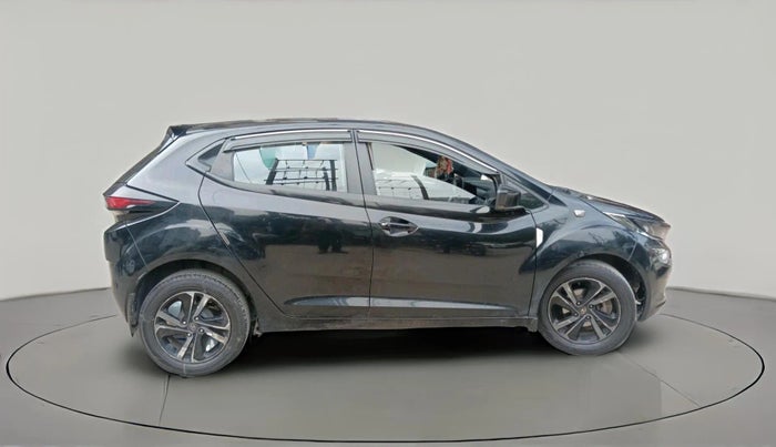 2022 Tata ALTROZ XZ PLUS DIESEL DARK EDITION, Diesel, Manual, 72,391 km, exterior