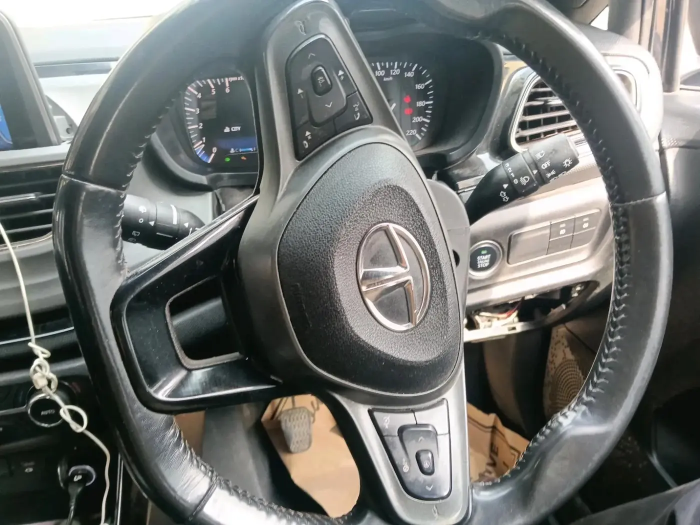 2022 Tata ALTROZ XZ PLUS DIESEL DARK EDITION, Diesel, Manual, 72,391 km, interior