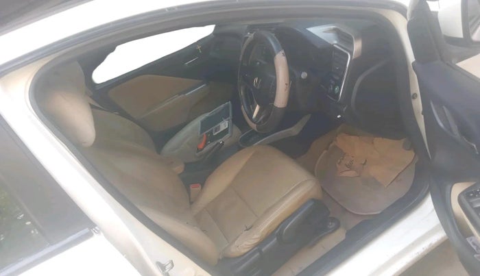 2014 Honda City 1.5L I-VTEC VX CVT, CNG, Automatic, 1,27,800 km, interior