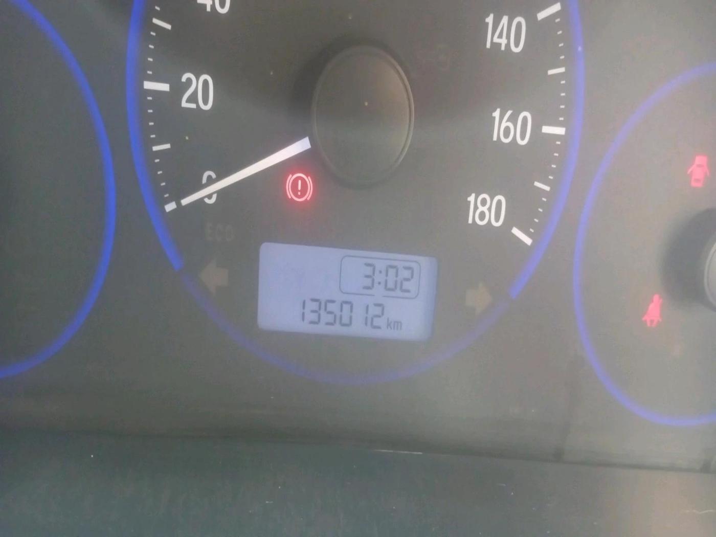 2017 Honda Amaze 1.2L I-VTEC S, Petrol, Manual, 1,35,012 km, interior