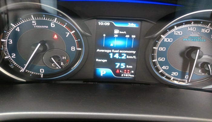 2025 Maruti XL6 ALPHA AT, Petrol, Automatic, 2,187 km, interior