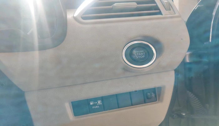 2022 Maruti Dzire ZXI CNG, CNG, Manual, 1,07,394 km, interior