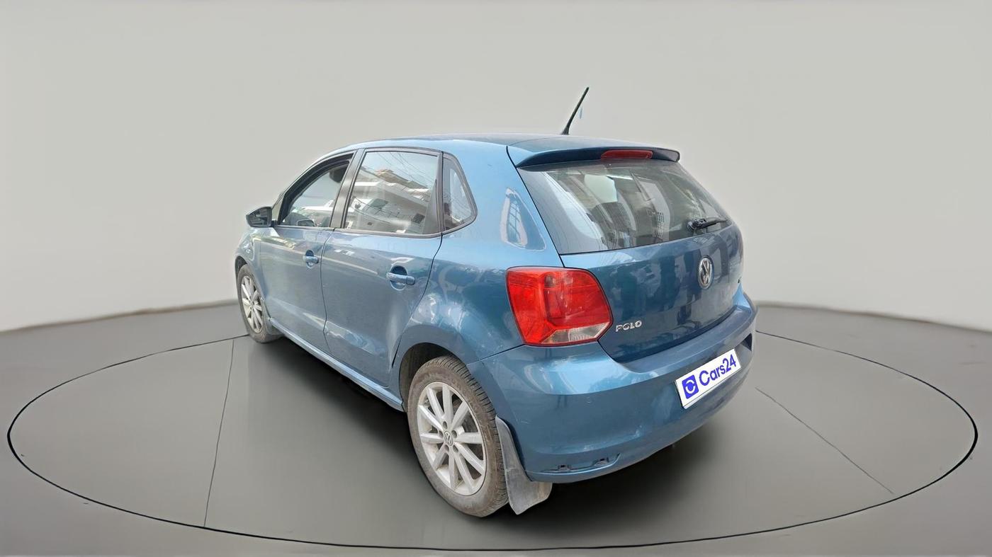 2017 Volkswagen Polo HIGHLINE PLUS 1.5 16 ALLOY, Diesel, Manual, 1,24,864 km, exterior