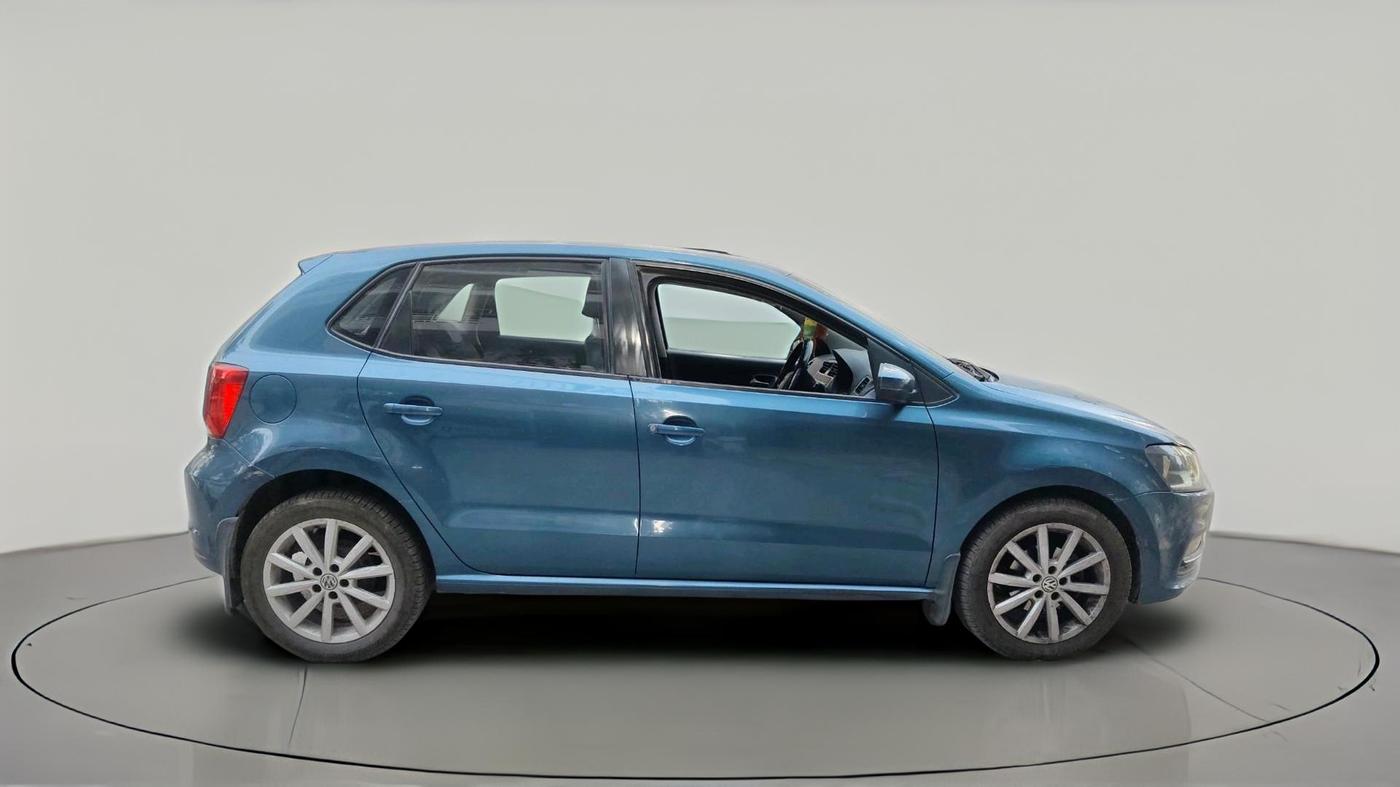 2017 Volkswagen Polo HIGHLINE PLUS 1.5 16 ALLOY, Diesel, Manual, 1,24,864 km, exterior