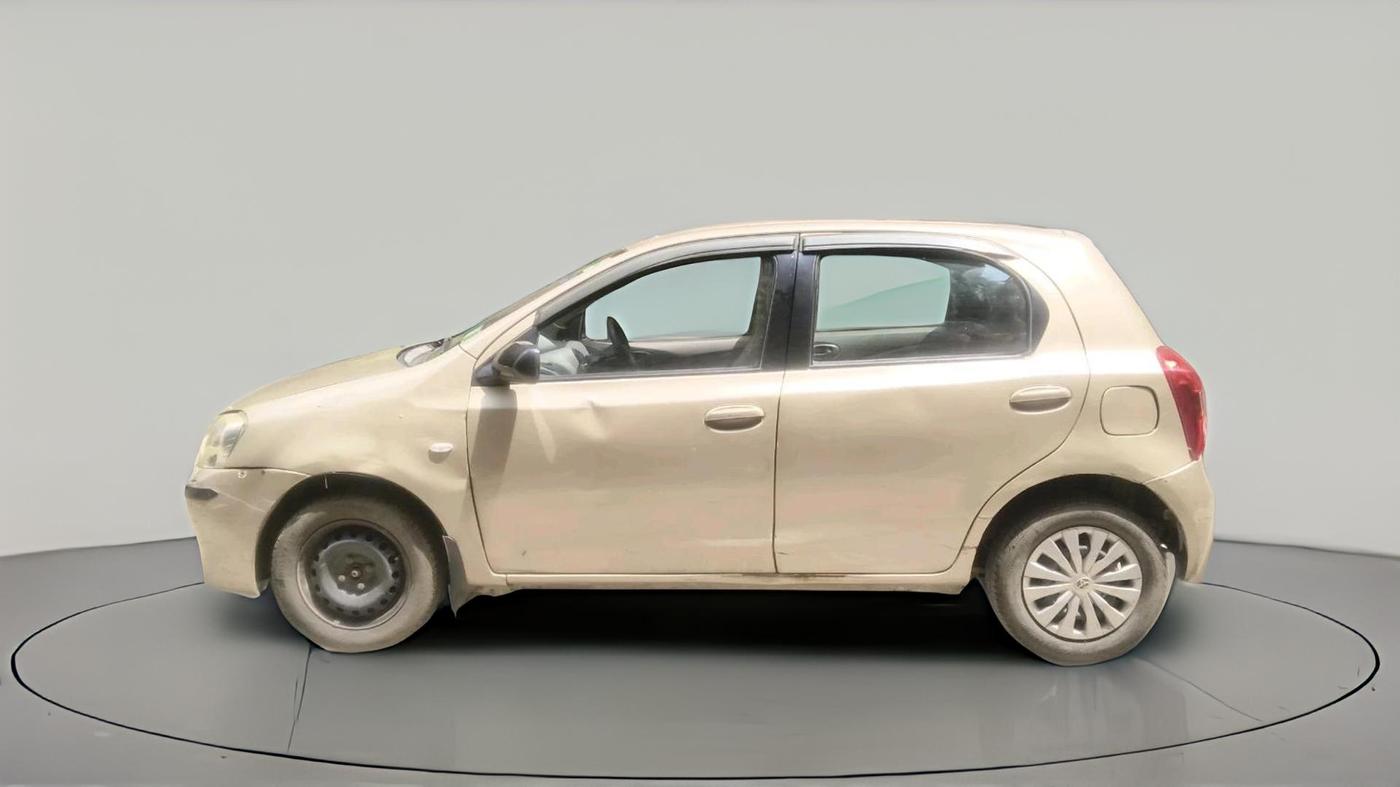 2011 Toyota Etios Liva G, CNG, Manual, 35,408 km, exterior