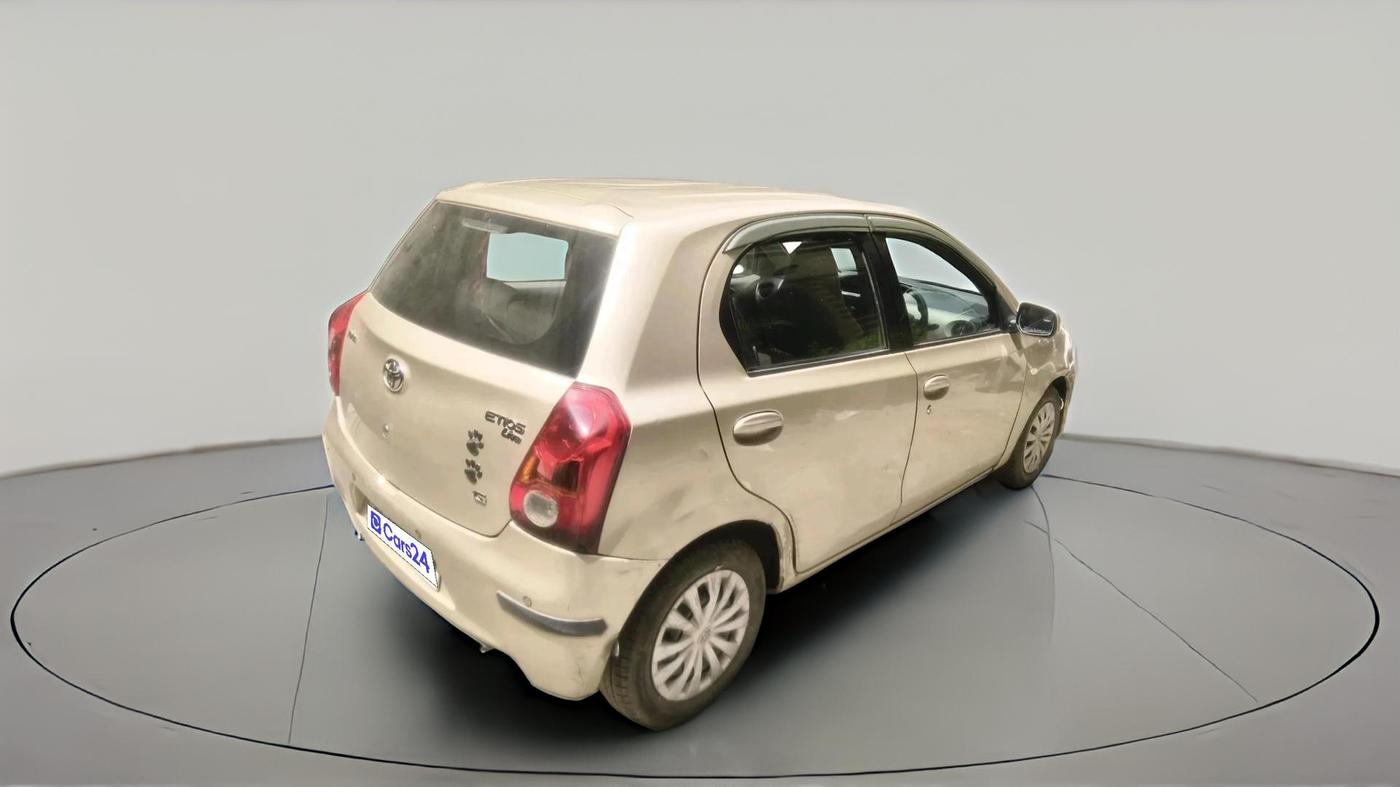 2011 Toyota Etios Liva G, CNG, Manual, 35,408 km, exterior