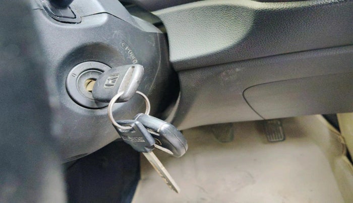 2013 Honda Brio S MT, Petrol, Manual, 47,420 km, interior