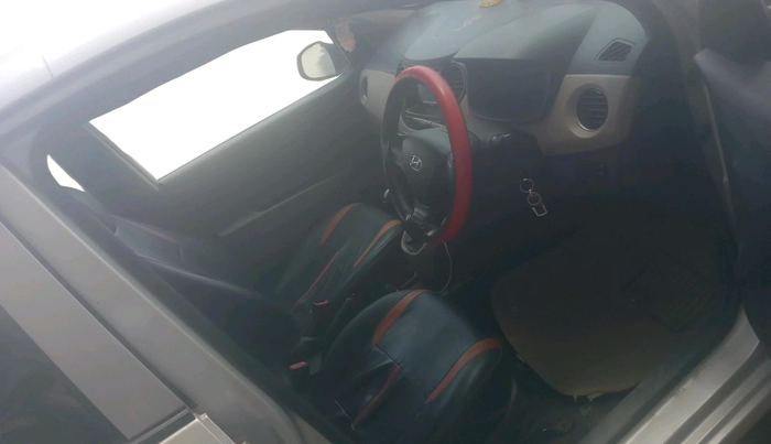 2014 Hyundai Grand i10 MAGNA 1.2 KAPPA VTVT, Petrol, Manual, 1,03,404 km, interior
