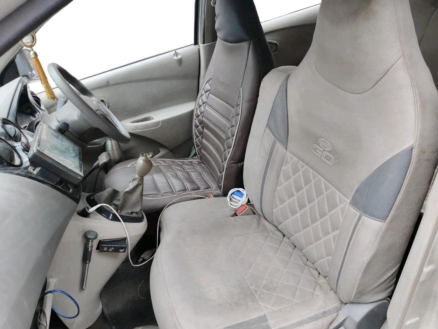 2015 Datsun Go Plus T, Petrol, Manual, 77,726 km, interior