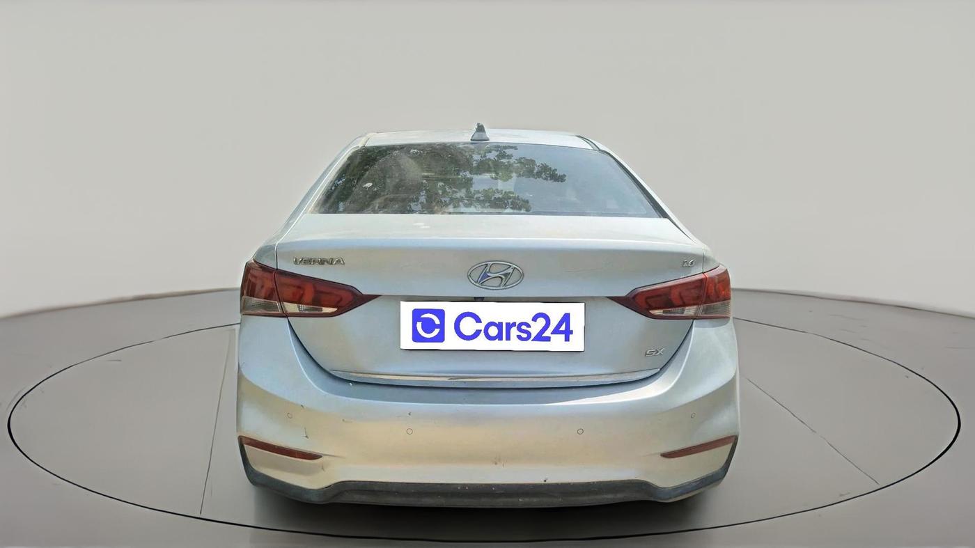 2017 Hyundai Verna 1.6 VTVT SX, Petrol, Manual, 61,871 km, exterior