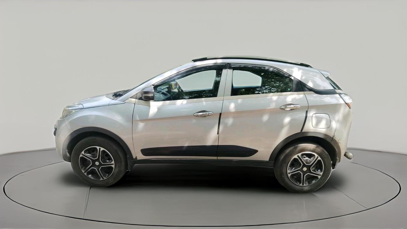 2018 Tata NEXON XMA DIESEL, Diesel, Automatic, 1,35,949 km, exterior