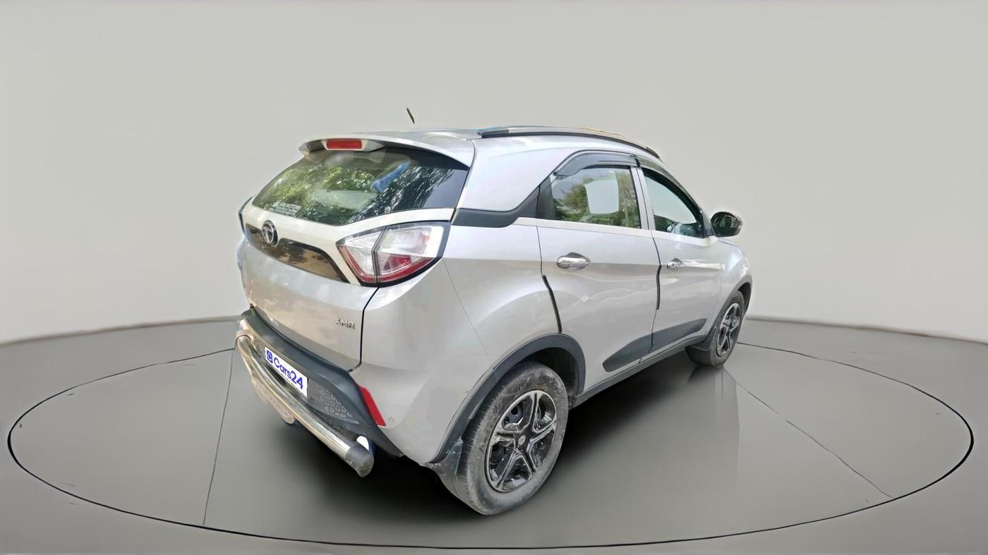 2018 Tata NEXON XMA DIESEL, Diesel, Automatic, 1,35,949 km, exterior