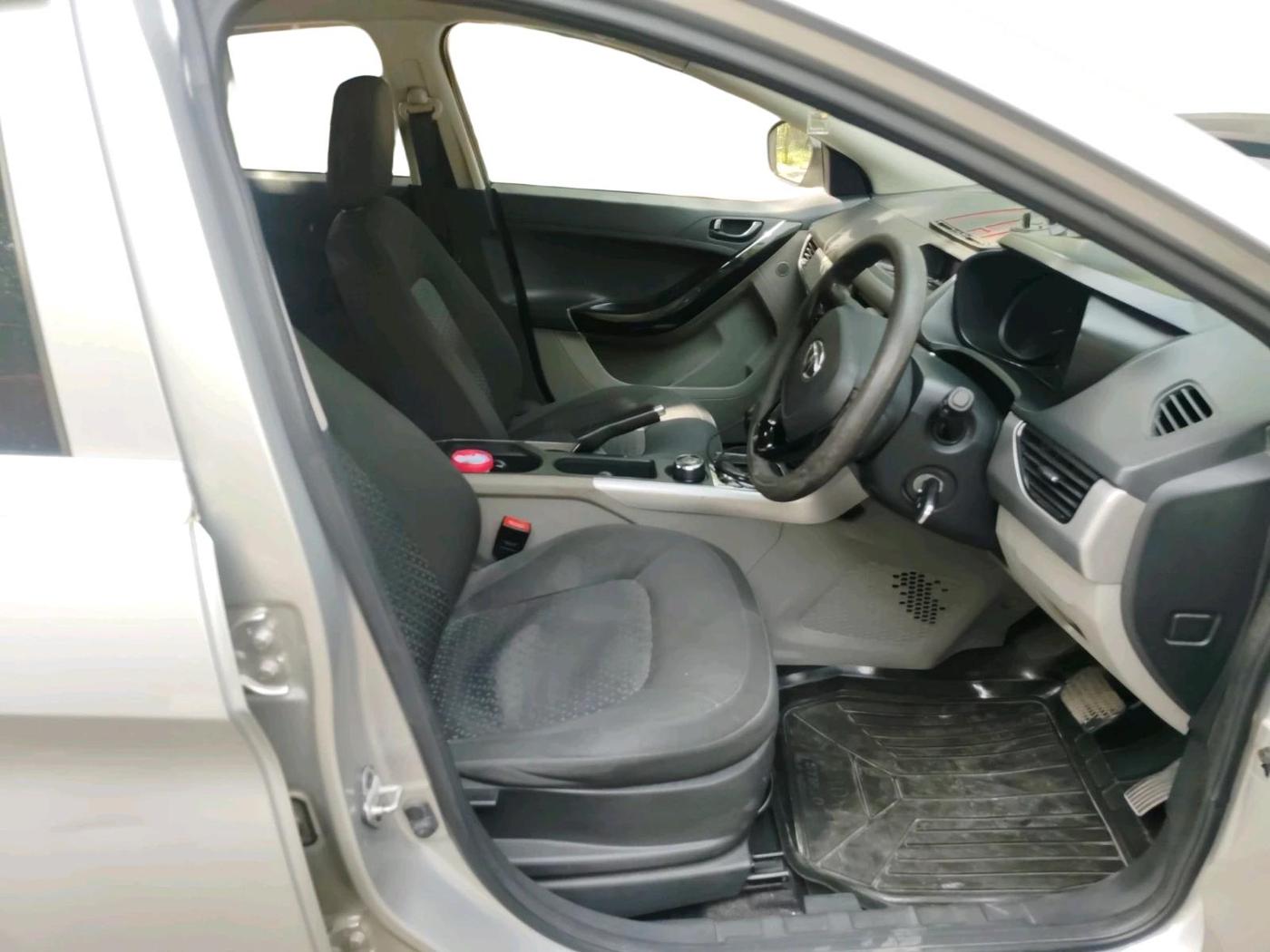 2018 Tata NEXON XMA DIESEL, Diesel, Automatic, 1,35,949 km, interior