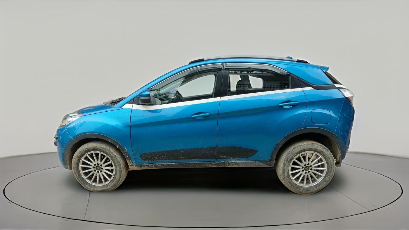 2018 Tata NEXON XT PETROL, Petrol, Manual, 71,431 km, exterior