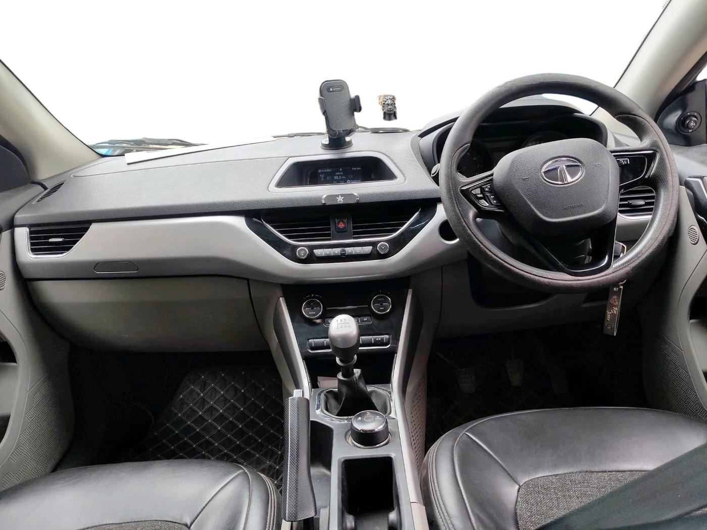 2018 Tata NEXON XT PETROL, Petrol, Manual, 71,431 km, interior