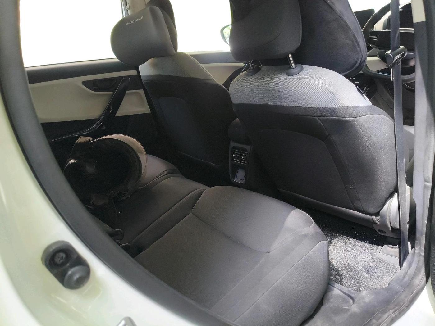 2025 Tata NEXON CREATIVE  AMT 1.2 PETROL, Petrol, Automatic, 13,510 km, interior