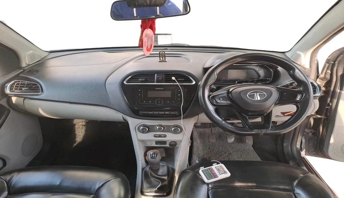 2022 Tata Tiago XT CNG, CNG, Manual, 1,04,232 km, interior