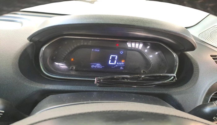 2022 Tata Tiago XT CNG, CNG, Manual, 1,04,232 km, interior