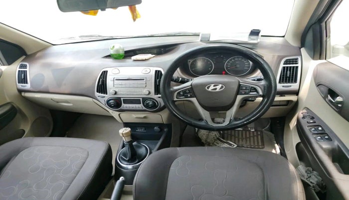 2011 Hyundai i20 SPORTZ 1.2, Petrol, Manual, 92,542 km, interior