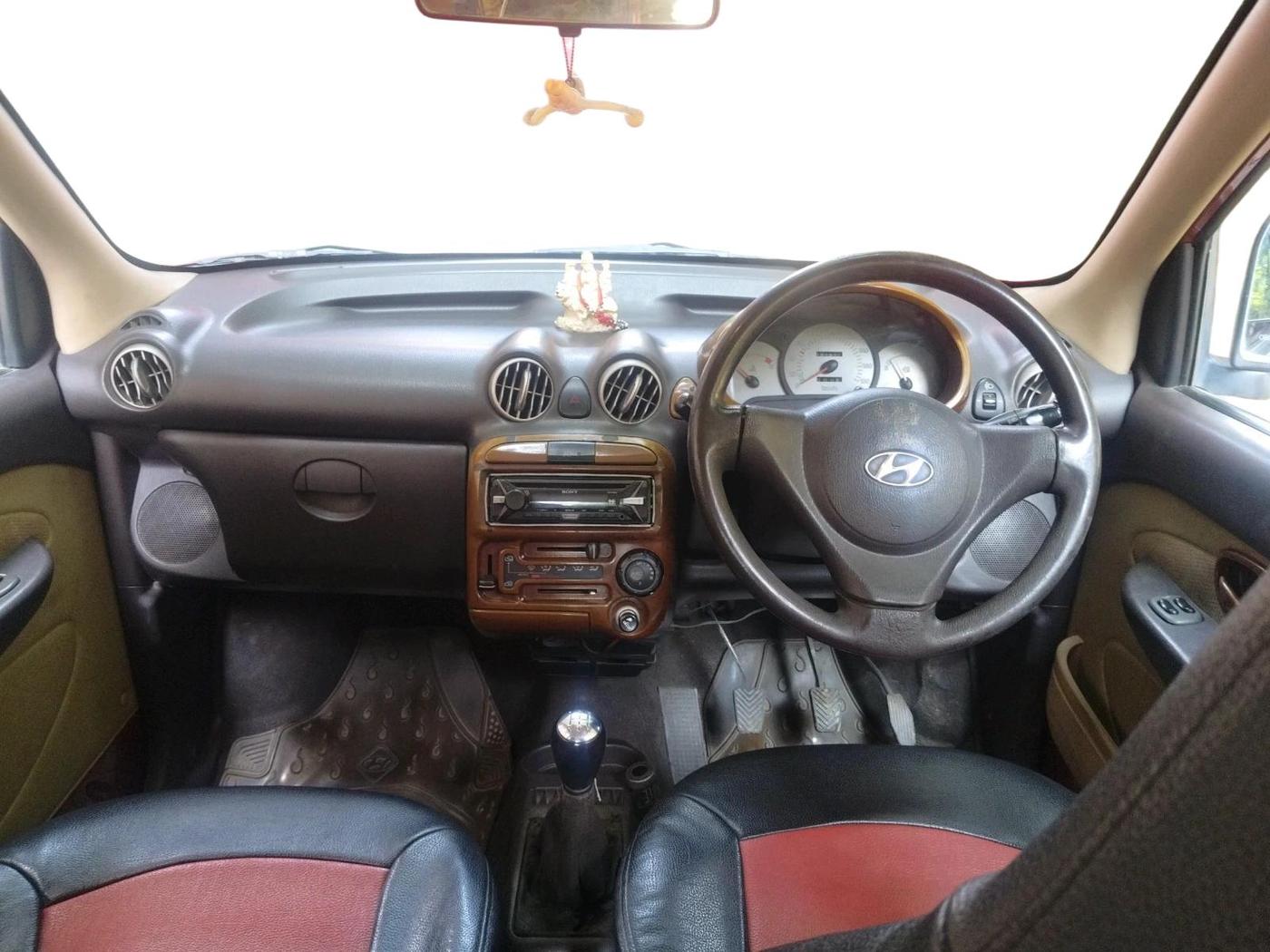 2011 Hyundai Santro Xing GL PLUS, Petrol, Manual, 82,832 km, interior