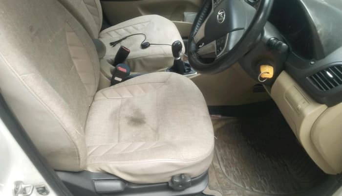 2011 Hyundai Verna FLUIDIC 1.6 VTVT, Petrol, Manual, 84,153 km, interior