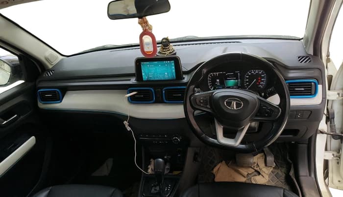 2022 Tata PUNCH CREATIVE AMT 1.2 RTN DUAL TONE, Petrol, Automatic, 54,594 km, interior
