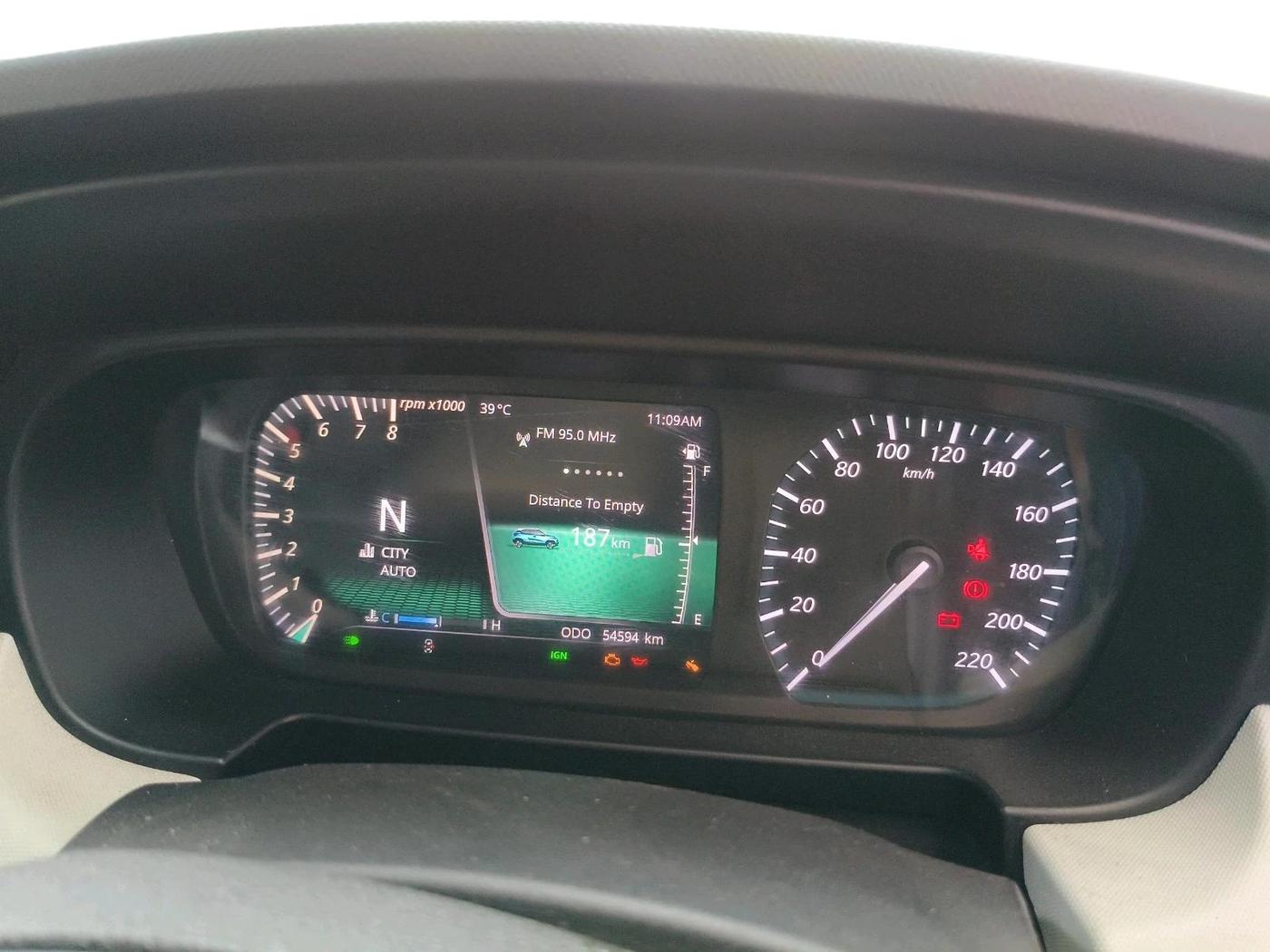 2022 Tata PUNCH CREATIVE AMT 1.2 RTN DUAL TONE, Petrol, Automatic, 54,594 km, interior