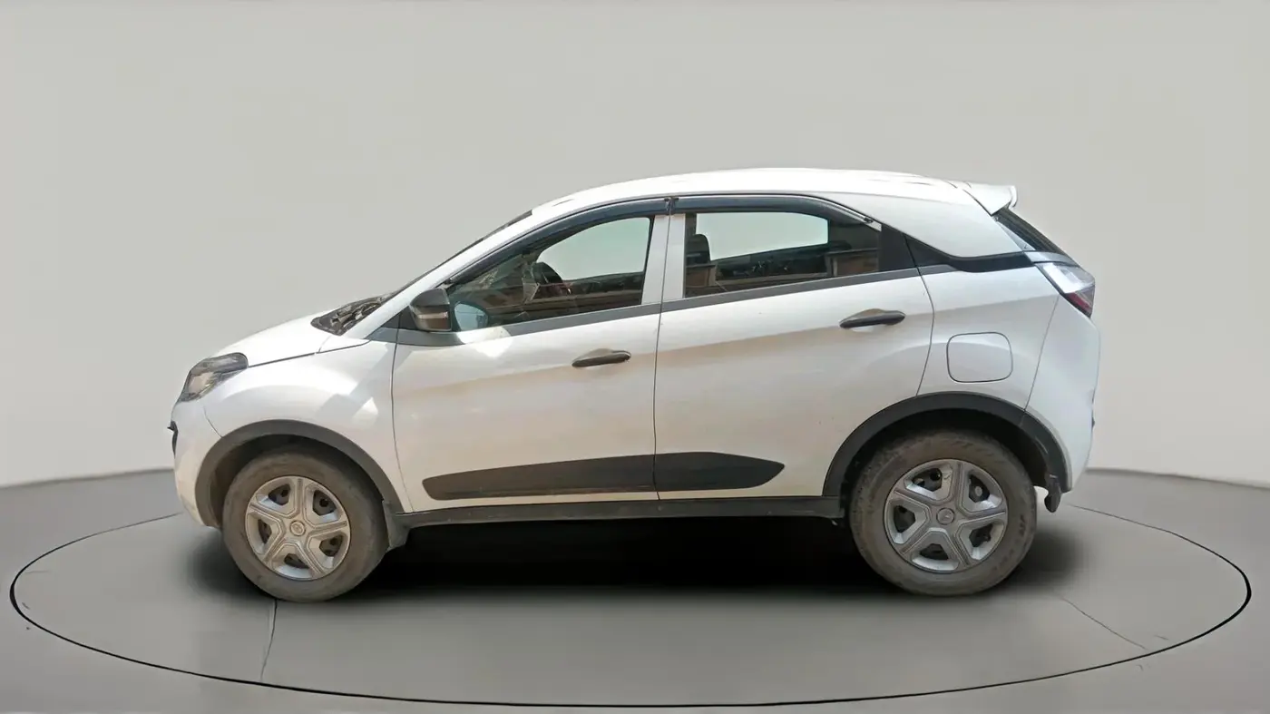 2019 Tata NEXON XMA DIESEL, Diesel, Automatic, 1,37,142 km, exterior