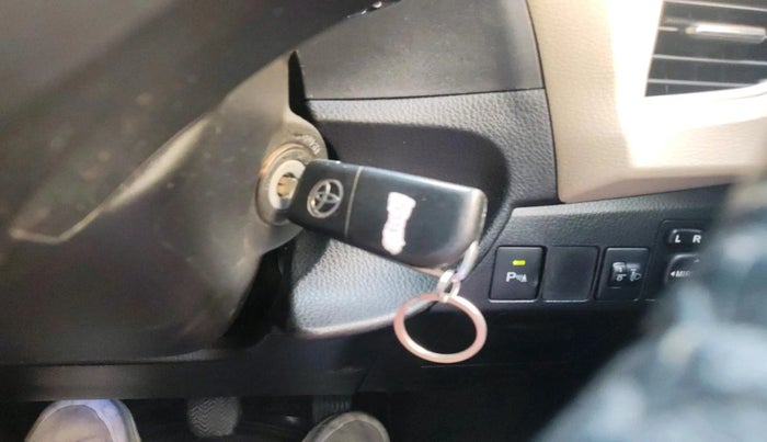 2015 Toyota Corolla Altis G PETROL, Petrol, Manual, 76,714 km, interior