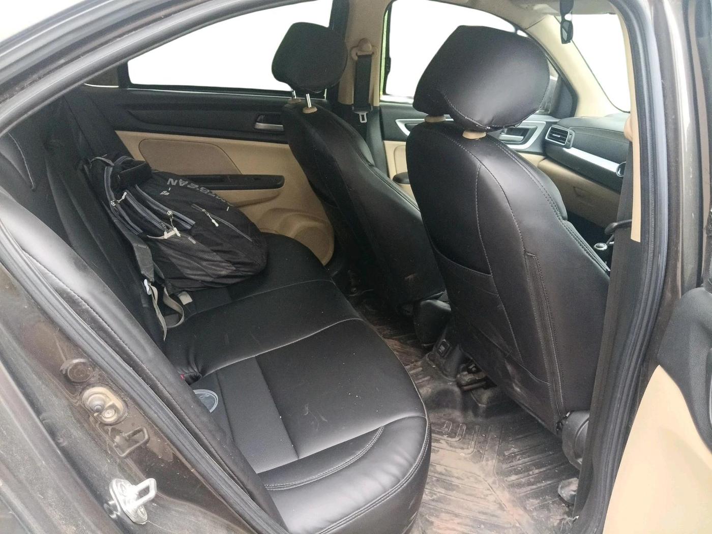 2023 Honda Amaze 1.2L I-VTEC S, CNG, Manual, 71,300 km, interior
