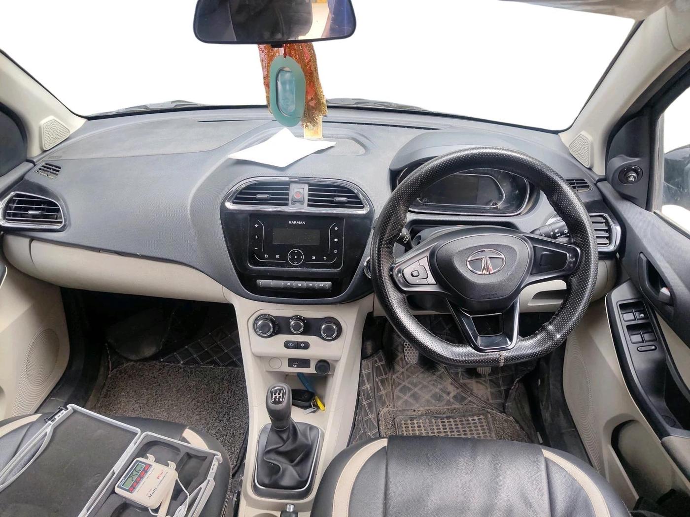 2023 Tata TIGOR XZ CNG, CNG, Manual, 35,611 km, interior