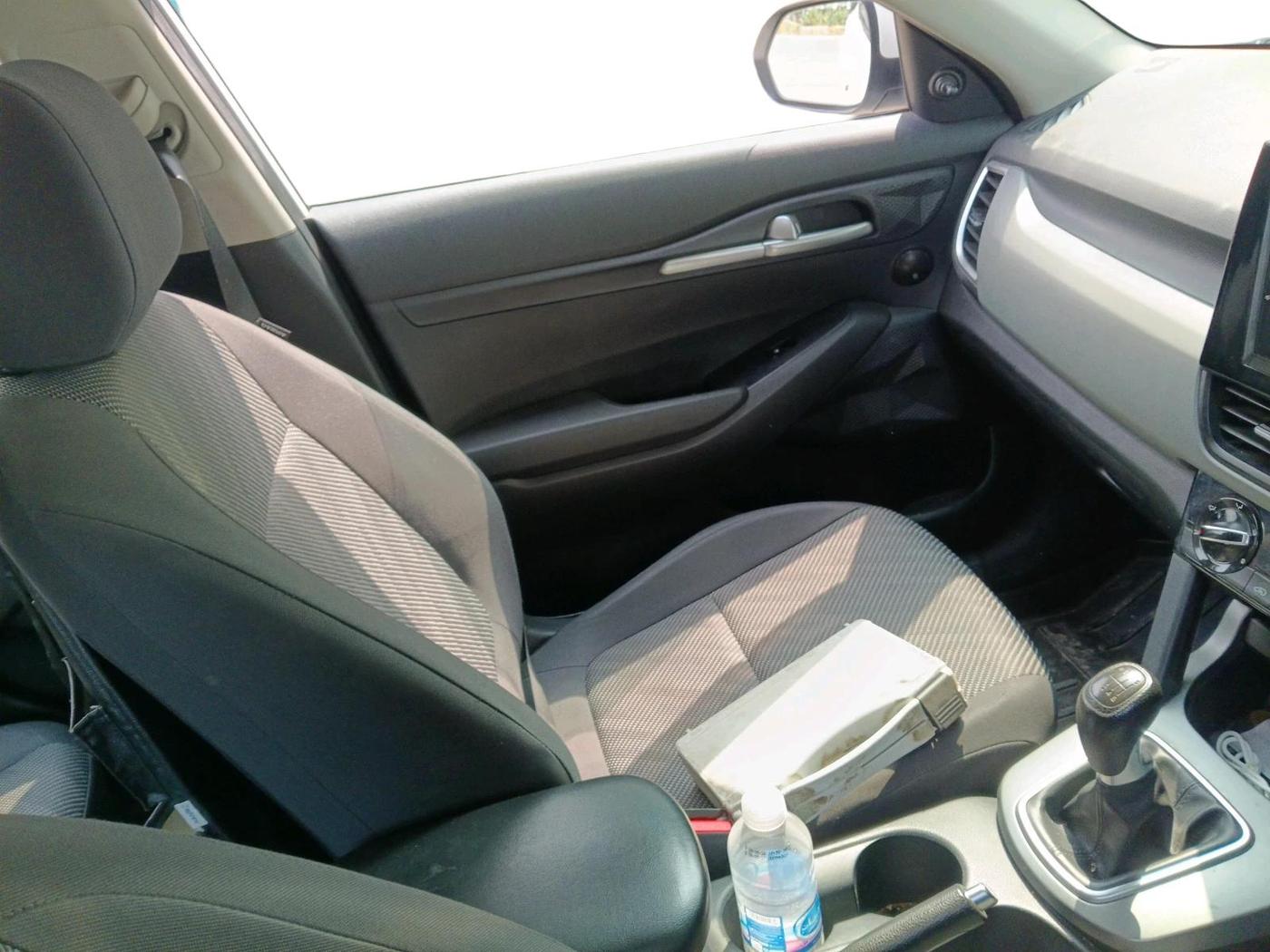 2022 KIA SELTOS HTE 1.5 PETROL, Petrol, Manual, 36,955 km, interior
